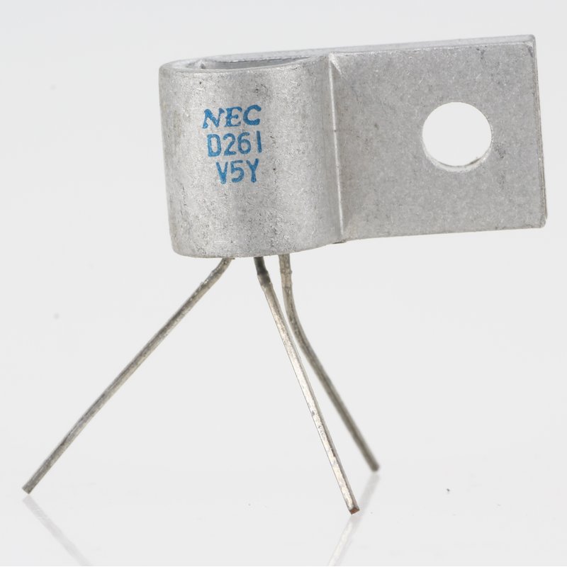 pn2222 transistor bs170
